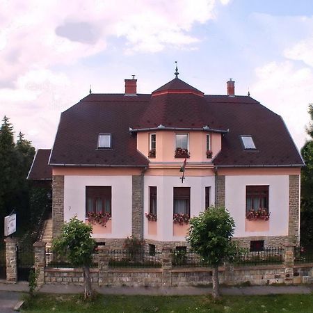 Illés Vendégház Keszthely Exterior foto